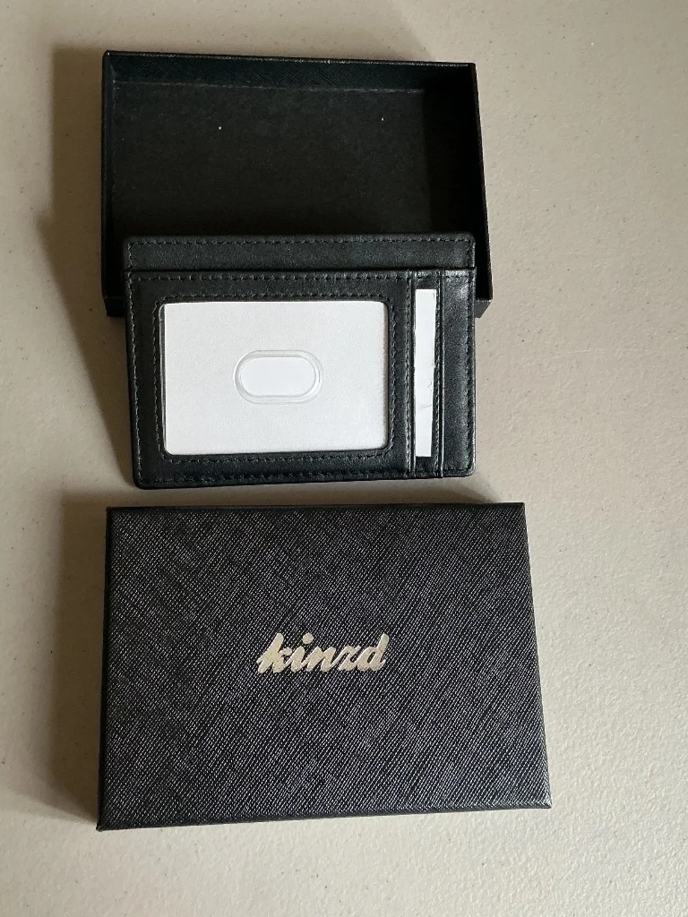 Mens “Kinzd” slim wallet